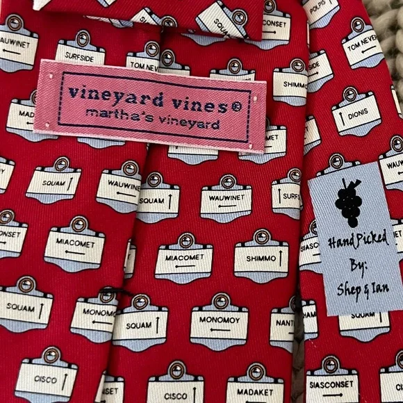 Vineyard Vines all silk tie - Picture 3 of 3